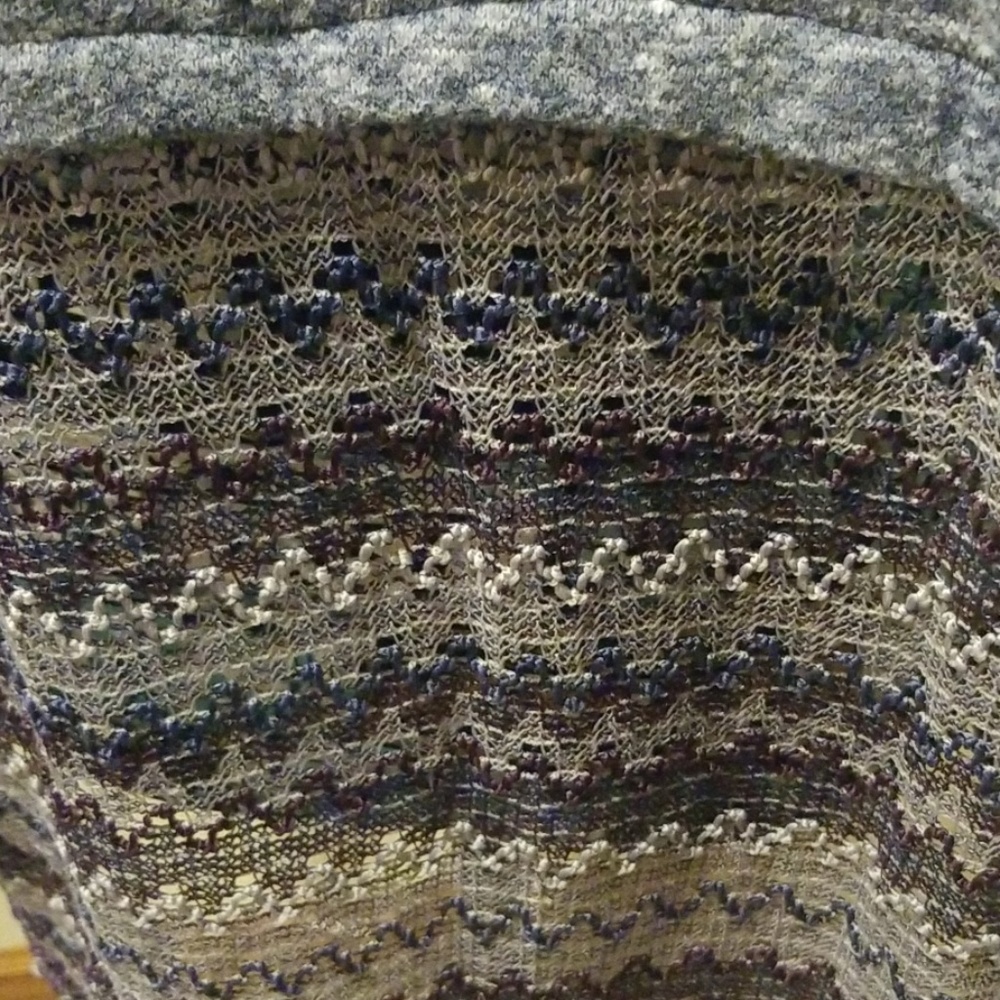 Umgee cute back detail sweatshirt - Picture 4 of 5